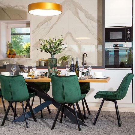 Apartmani Paklenica Noa スタリグラード エクステリア 写真