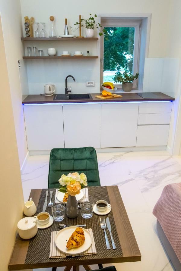 Apartmani Paklenica Noa スタリグラード エクステリア 写真