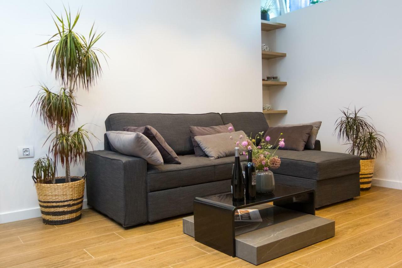 Apartmani Paklenica Noa スタリグラード エクステリア 写真